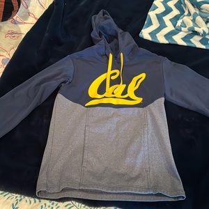 Men’s Small CAL sweatshirt, excellent condition